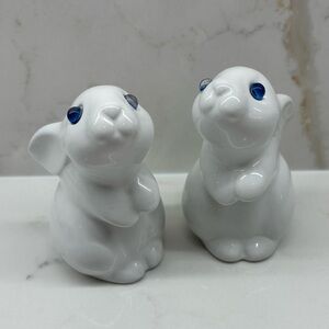 Large Vintage White Ceramic Blue Eyes Bunny Rabbit Salt Pepper Shaker Set Easter